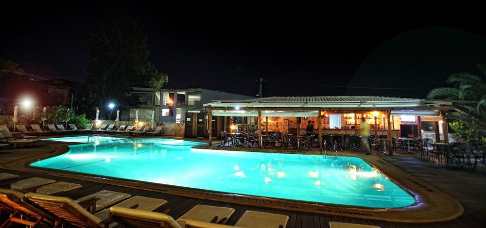 Nereides Hotel ハニオティス エクステリア 写真